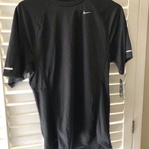 Mens Nike running shirt dri-fit upf sz small